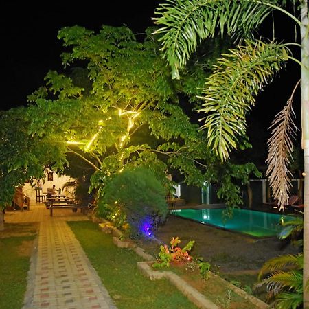 Lily Resort ウダワラウェ エクステリア 写真