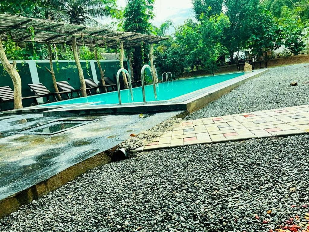 Lily Resort ウダワラウェ エクステリア 写真
